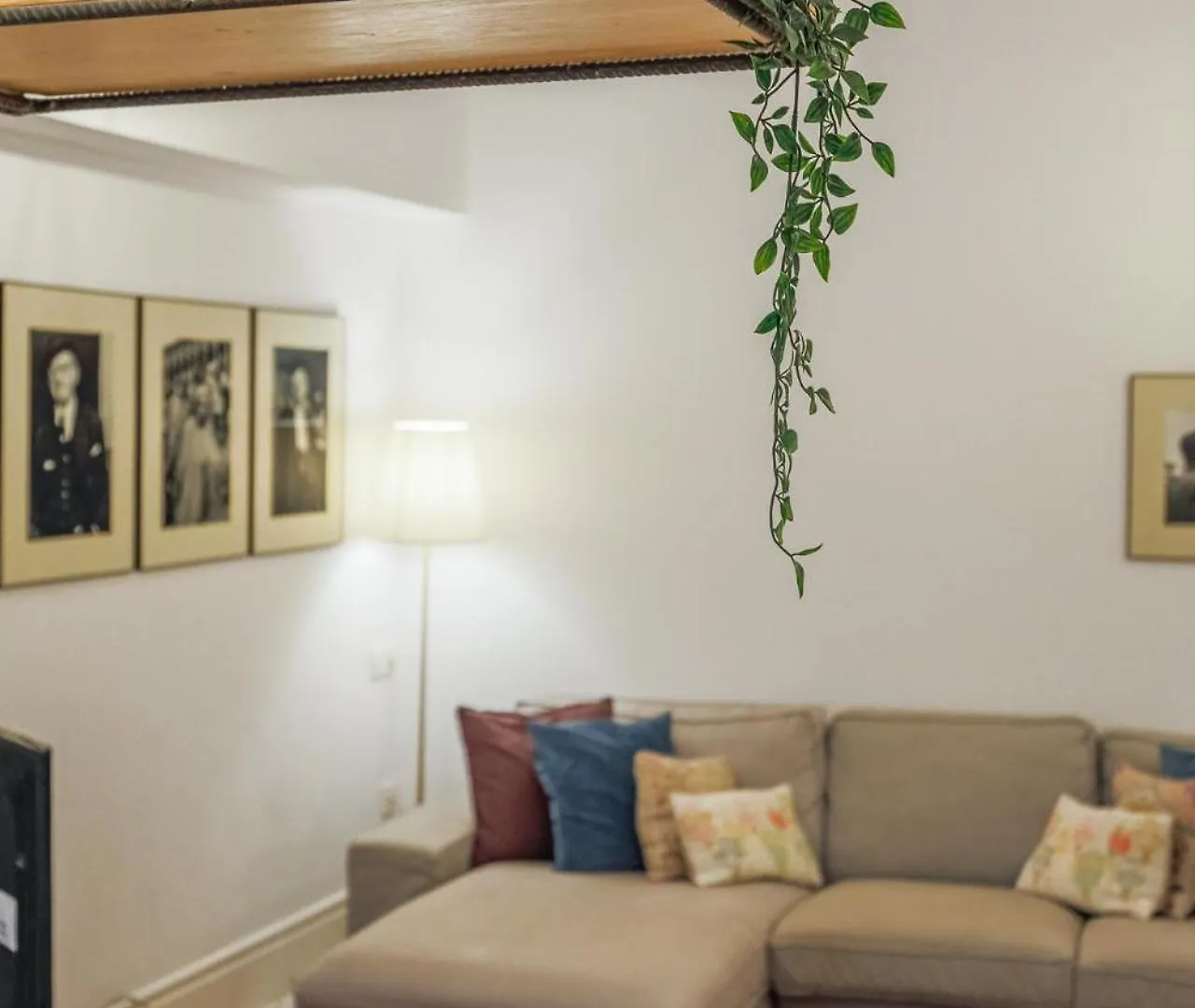 New Gorgeous 2-Bed Apt In Seville Center 0*,  Spagna